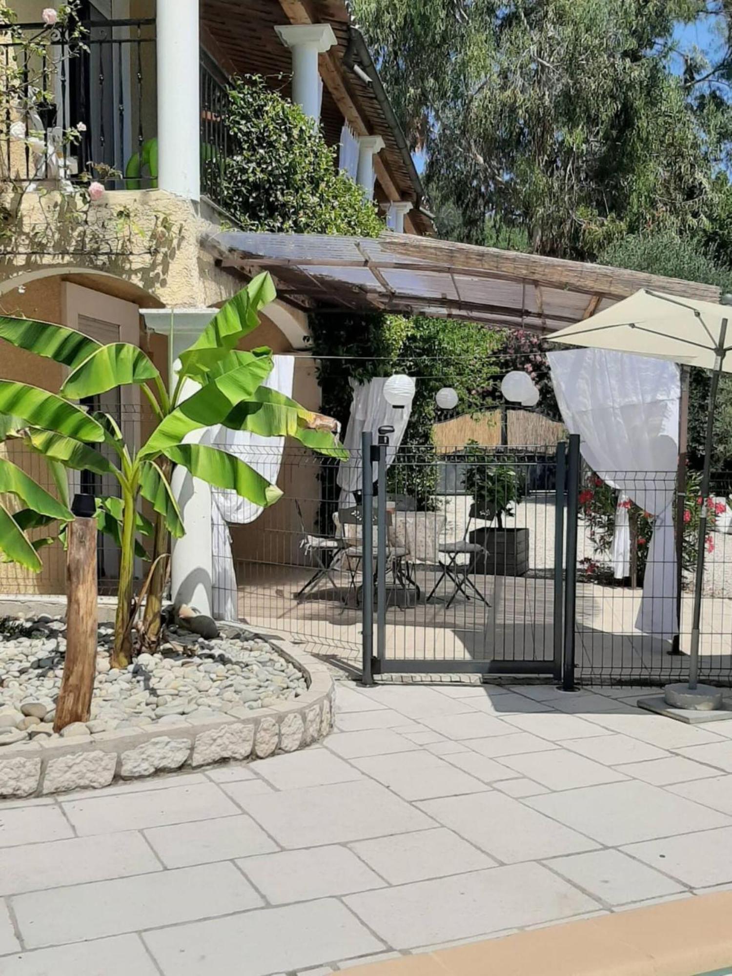 La Villa Jasmin Montauroux Exterior photo